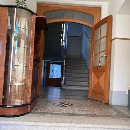 Le Style Haussmannien Apartment